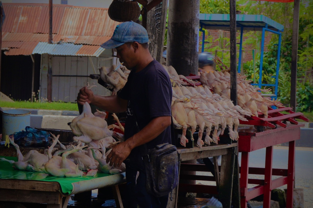 Pasar Gampong Batoh, Tempat Penduduk Membeli Kebutuhan Kesehariannya.